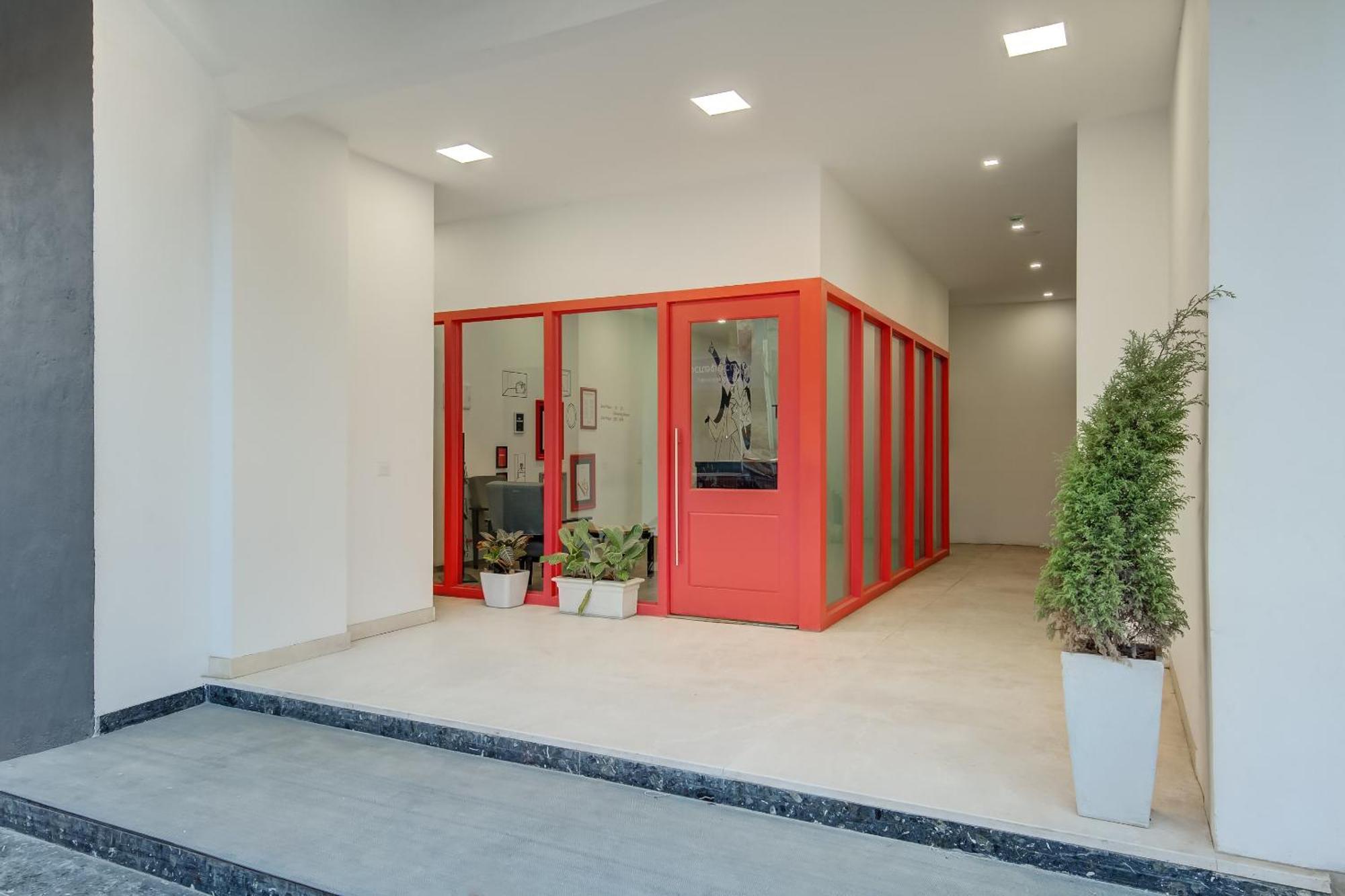 Super Townhouse Mg Road Pune Exterior photo